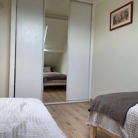 Tiny Paradise - 2 Bedrooms Apartment Montigny-sur-Loing Екстер'єр фото