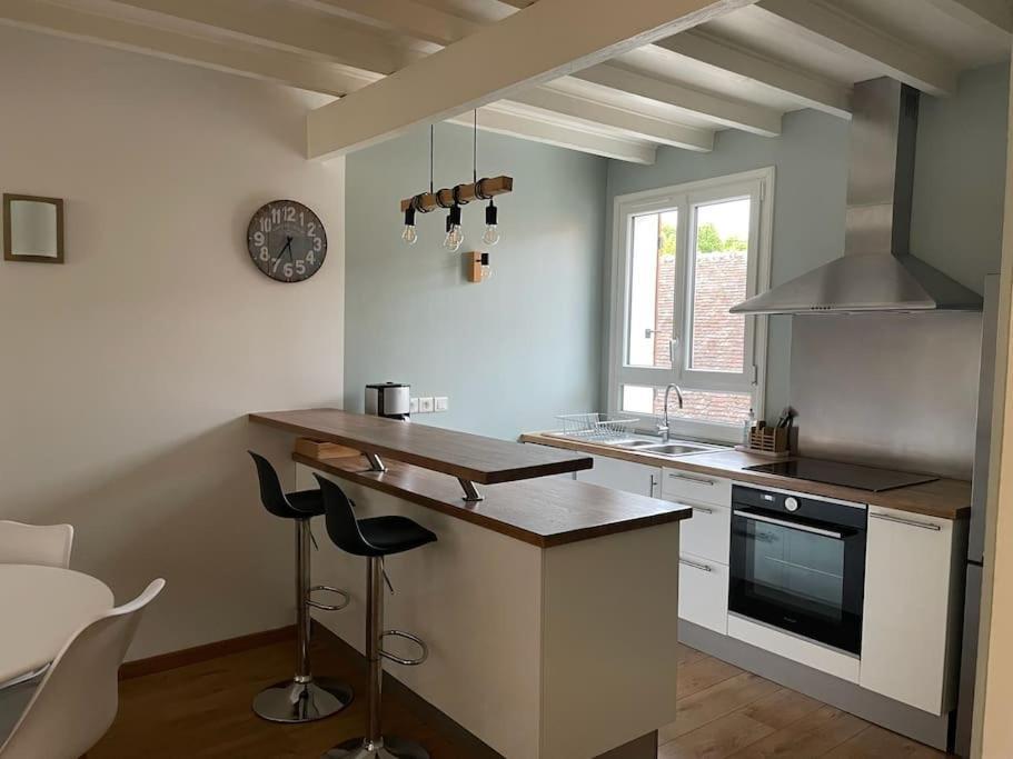 Tiny Paradise - 2 Bedrooms Apartment Montigny-sur-Loing Екстер'єр фото